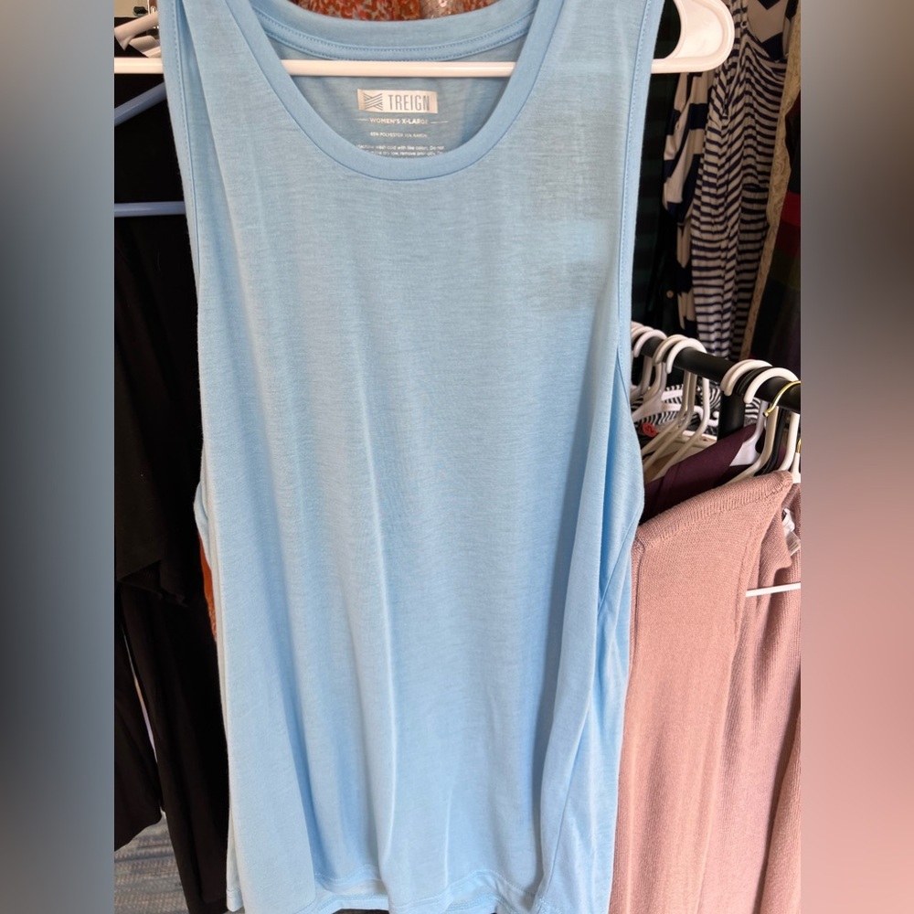 NWT Treign Muscle Tank Top
